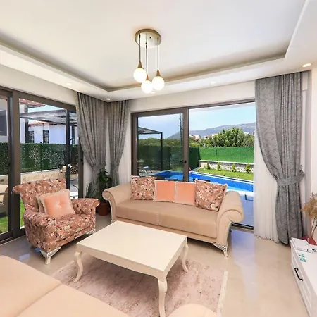 Serene W Private Pool And Bbq In Willa Kaş